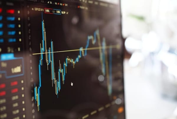Palantir & Living Data Treatment